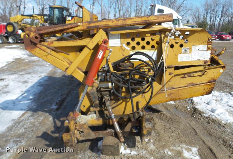 image for item DA7452 HayBuster 256 Big BaleBuster bale processor
