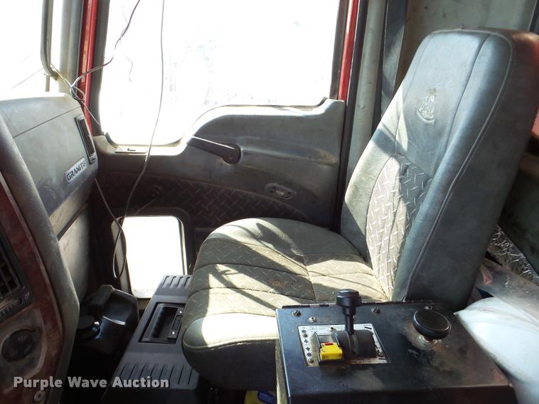 image for item DA7453 2007 Mack CTP713 dump truck