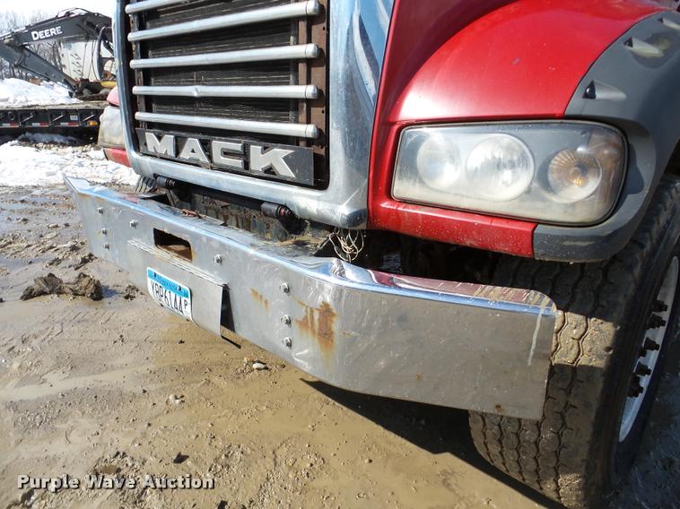 image for item DA7453 2007 Mack CTP713 dump truck