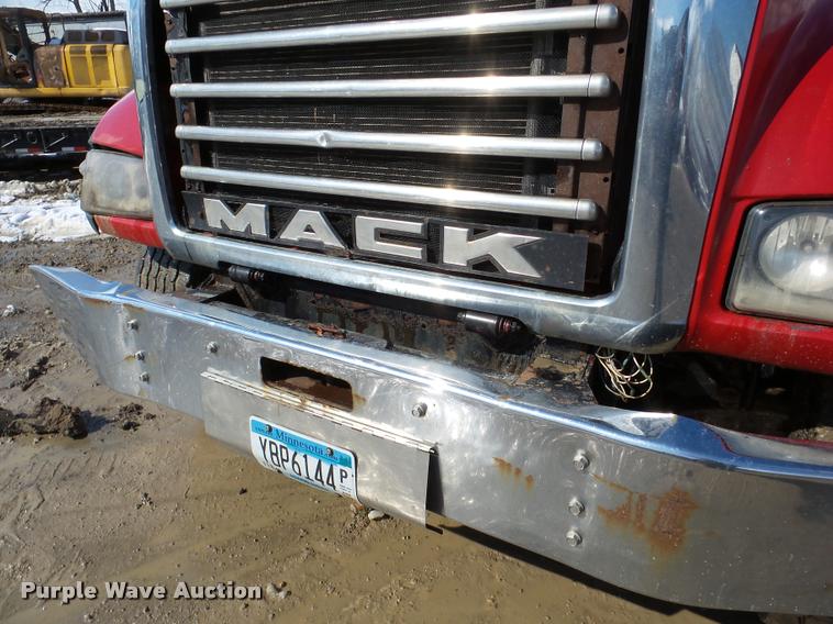image for item DA7453 2007 Mack CTP713 dump truck