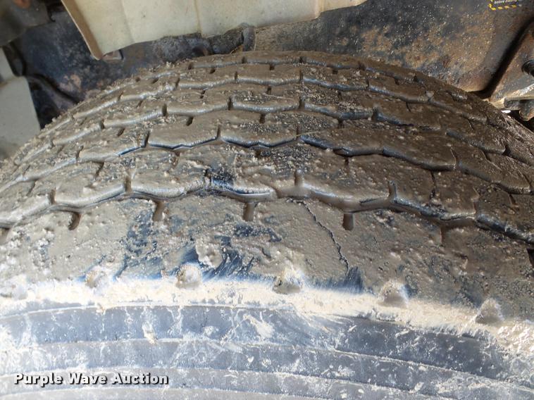 image for item DA7453 2007 Mack CTP713 dump truck