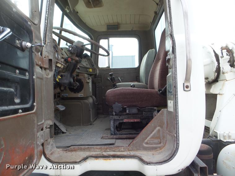 image for item DA7674 1978 Mack ready mix truck