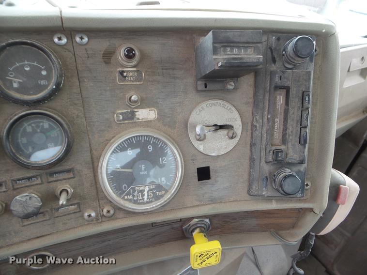 image for item DA7674 1978 Mack ready mix truck