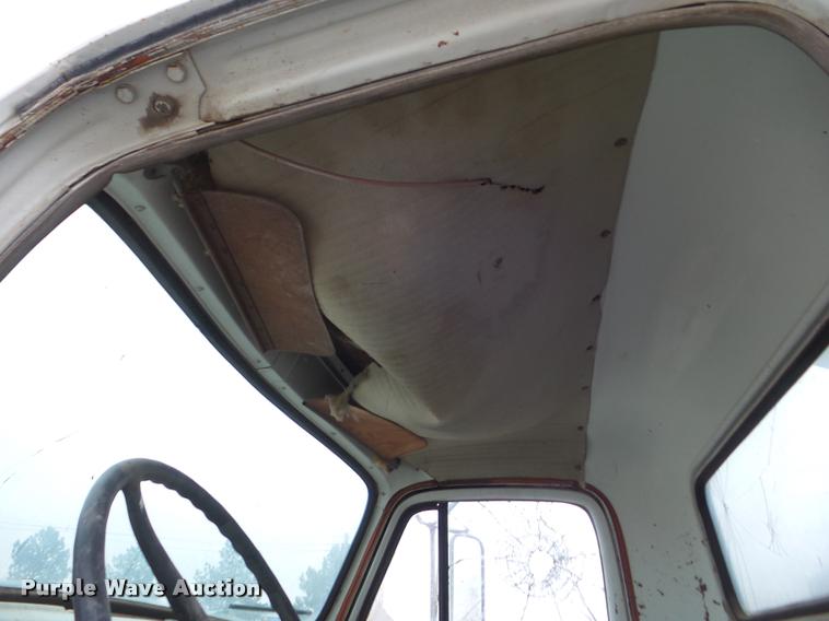 image for item DA7675 1958 International RF192 ready mix truck
