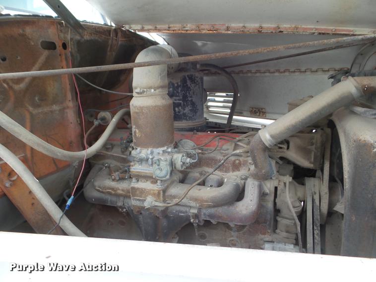 image for item DA7675 1958 International RF192 ready mix truck