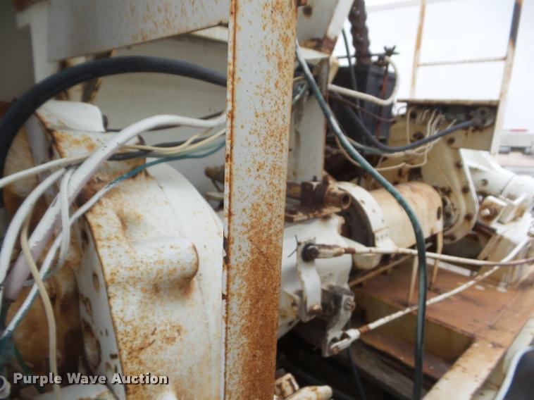 image for item DA7675 1958 International RF192 ready mix truck