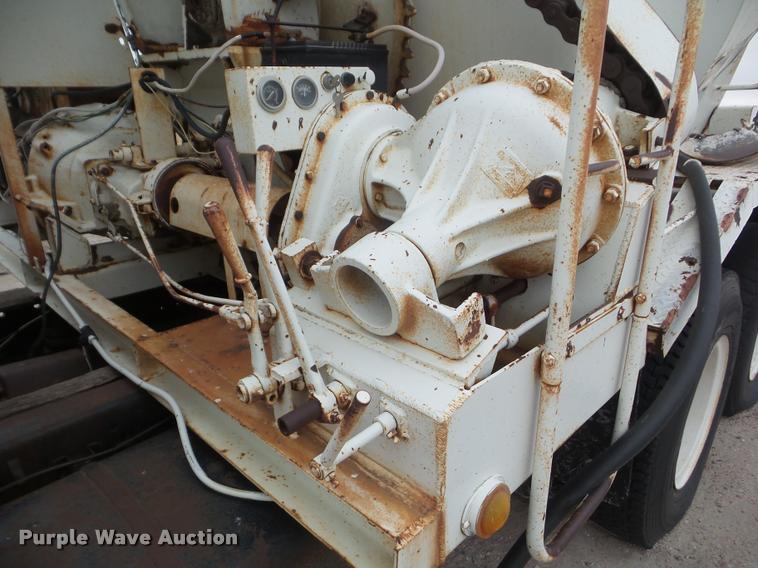 image for item DA7675 1958 International RF192 ready mix truck
