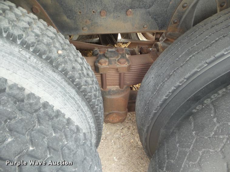 image for item DA7675 1958 International RF192 ready mix truck