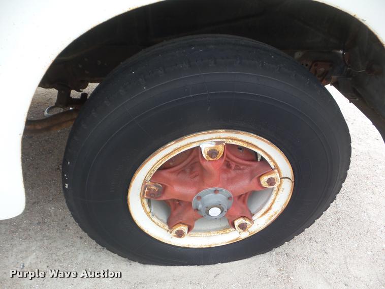 image for item DA7675 1958 International RF192 ready mix truck
