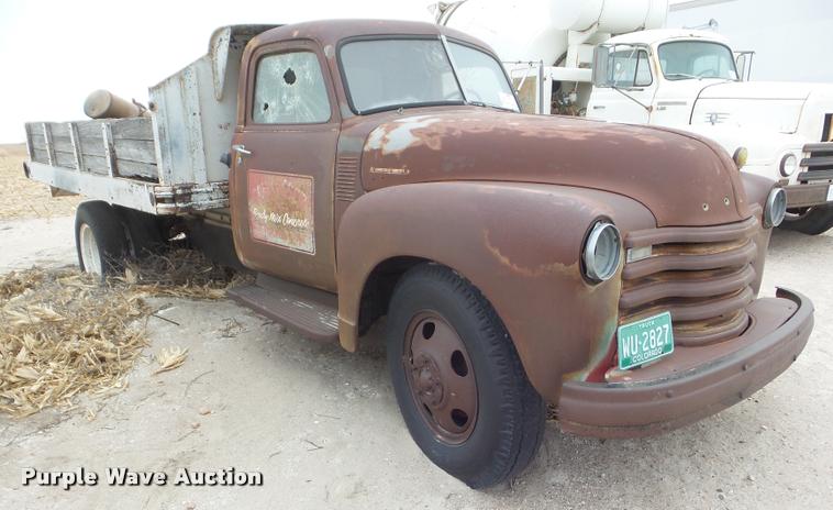 image for item DA7676 1950 Chevrolet dump truck