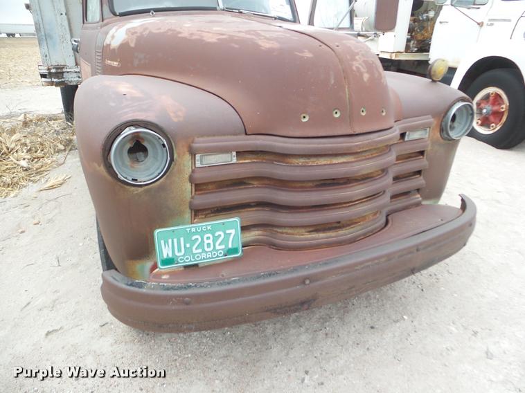 image for item DA7676 1950 Chevrolet dump truck