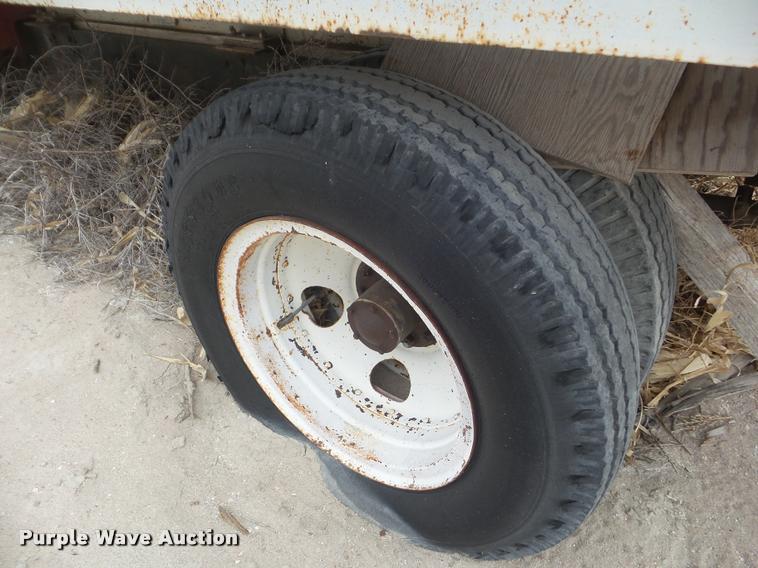 image for item DA7676 1950 Chevrolet dump truck