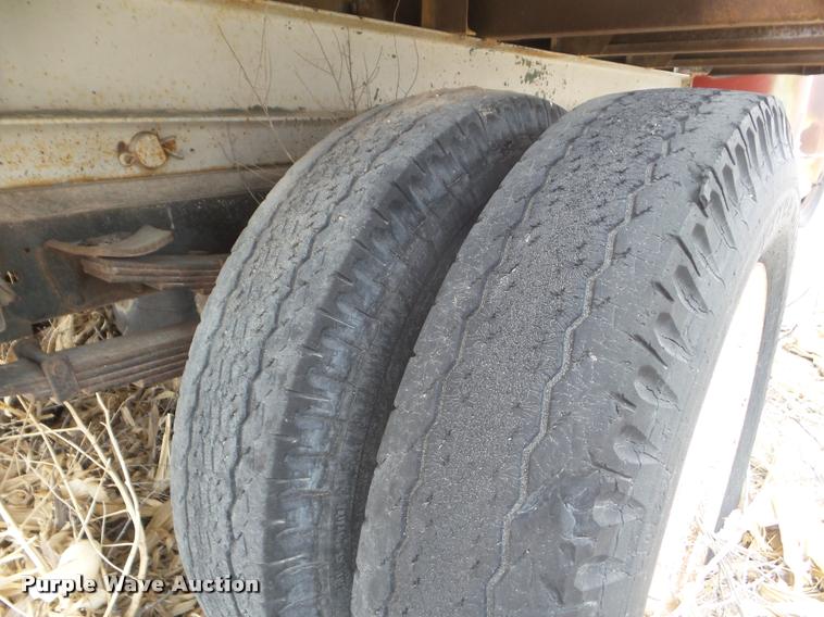 image for item DA7676 1950 Chevrolet dump truck