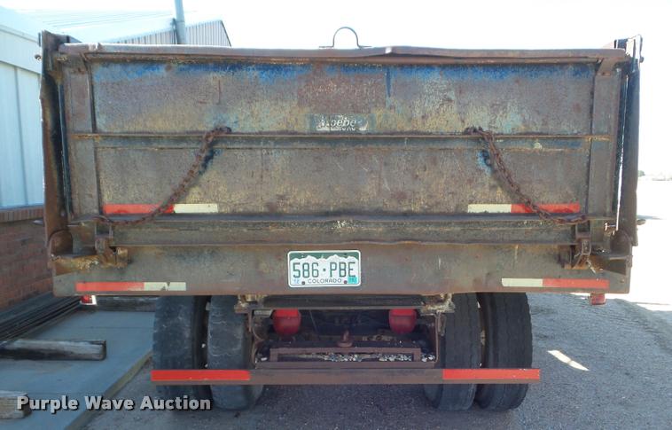 image for item DA7680 1964 Ford F800 dump truck