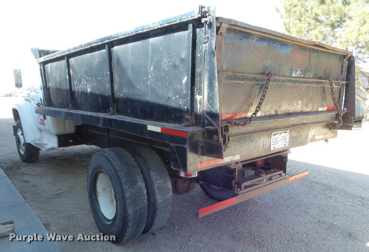 image for item DA7680 1964 Ford F800 dump truck