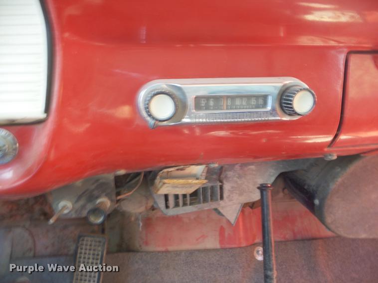 image for item DA7680 1964 Ford F800 dump truck