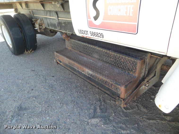 image for item DA7680 1964 Ford F800 dump truck