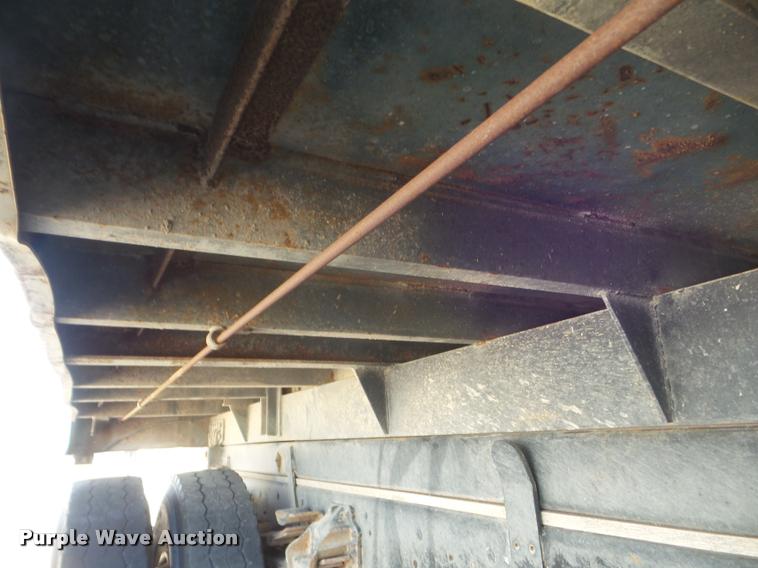 image for item DA7680 1964 Ford F800 dump truck