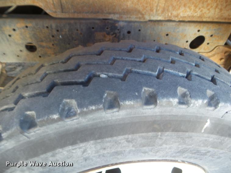 image for item DA7680 1964 Ford F800 dump truck