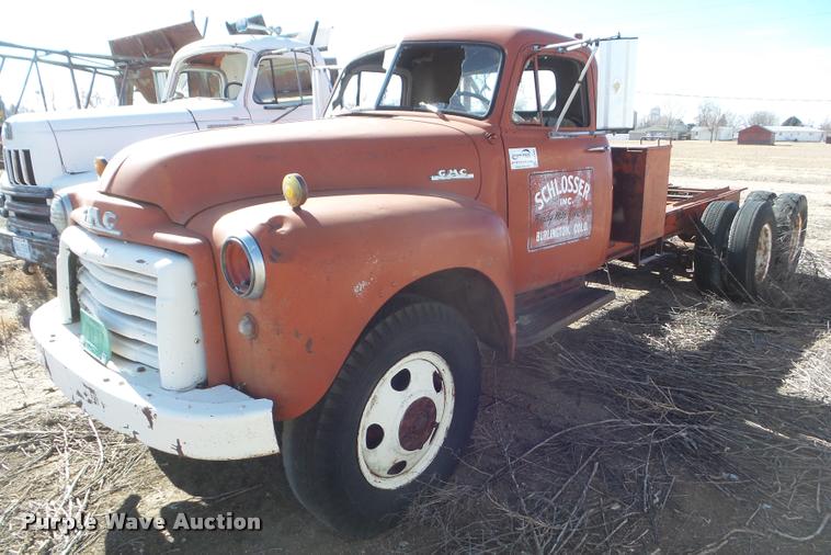 1953 GMC truck chassis in Burlington, CO | Item DA7681 sold | Purple Wave