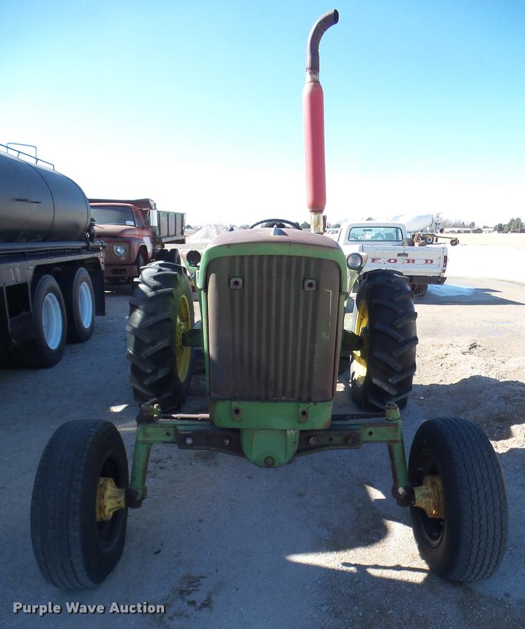 image for item DA7685 1962 John Deere 2010 tractor