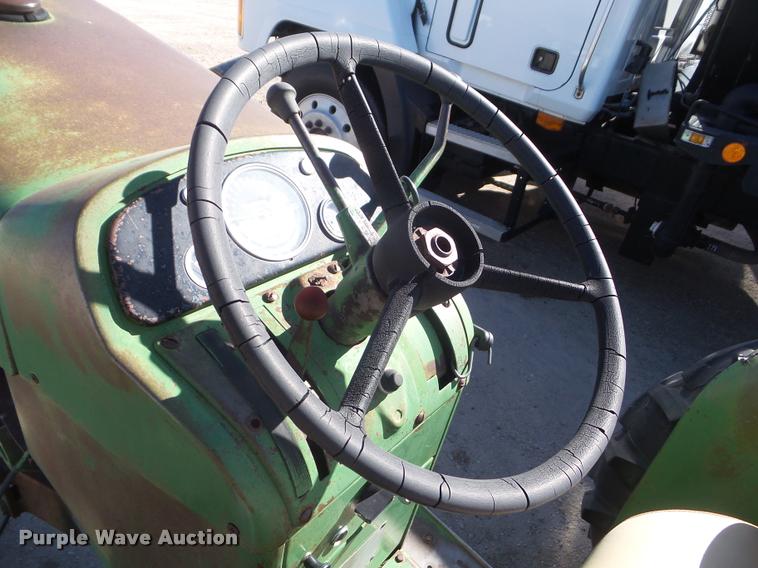 image for item DA7685 1962 John Deere 2010 tractor