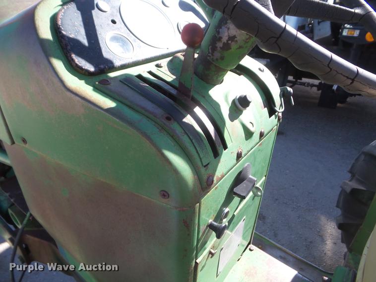 image for item DA7685 1962 John Deere 2010 tractor