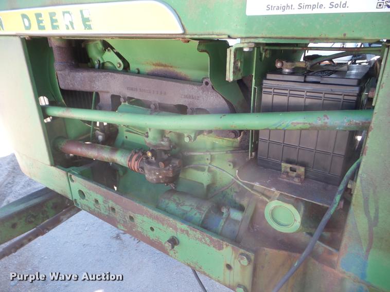 image for item DA7685 1962 John Deere 2010 tractor