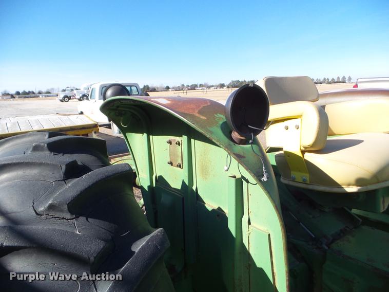 image for item DA7685 1962 John Deere 2010 tractor