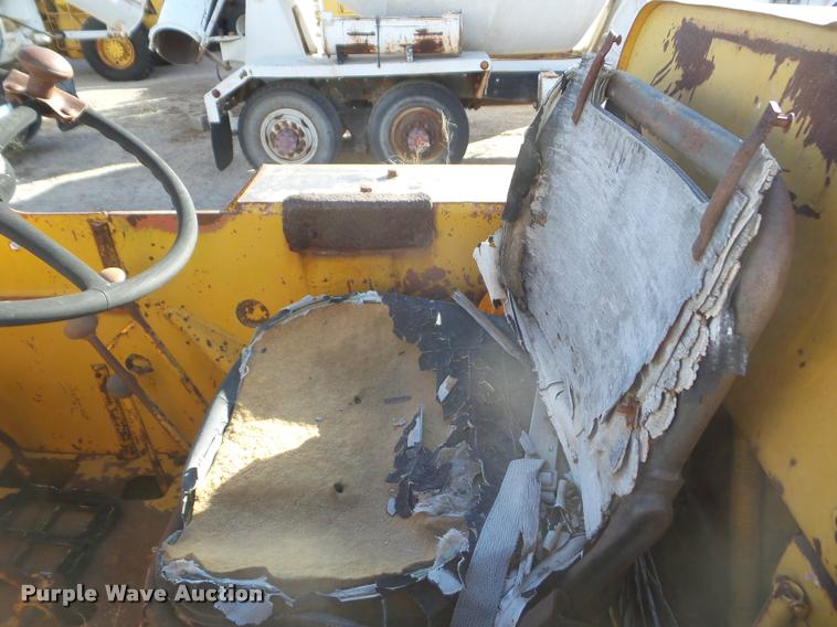 image for item DA7686 H.W. Moore wheel loader