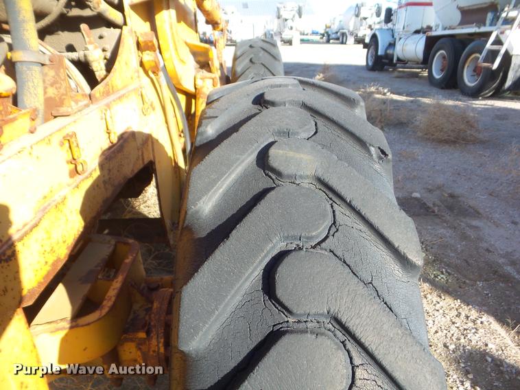 image for item DA7686 H.W. Moore wheel loader