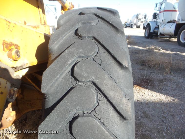 image for item DA7686 H.W. Moore wheel loader