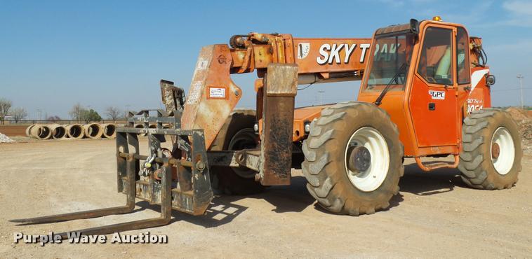 image for item DB0129 2002 SkyTrak 10054 telehandler
