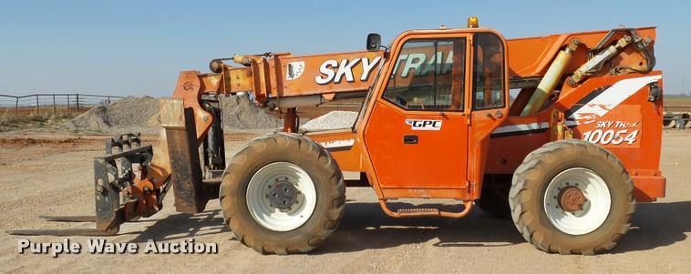 image for item DB0129 2002 SkyTrak 10054 telehandler