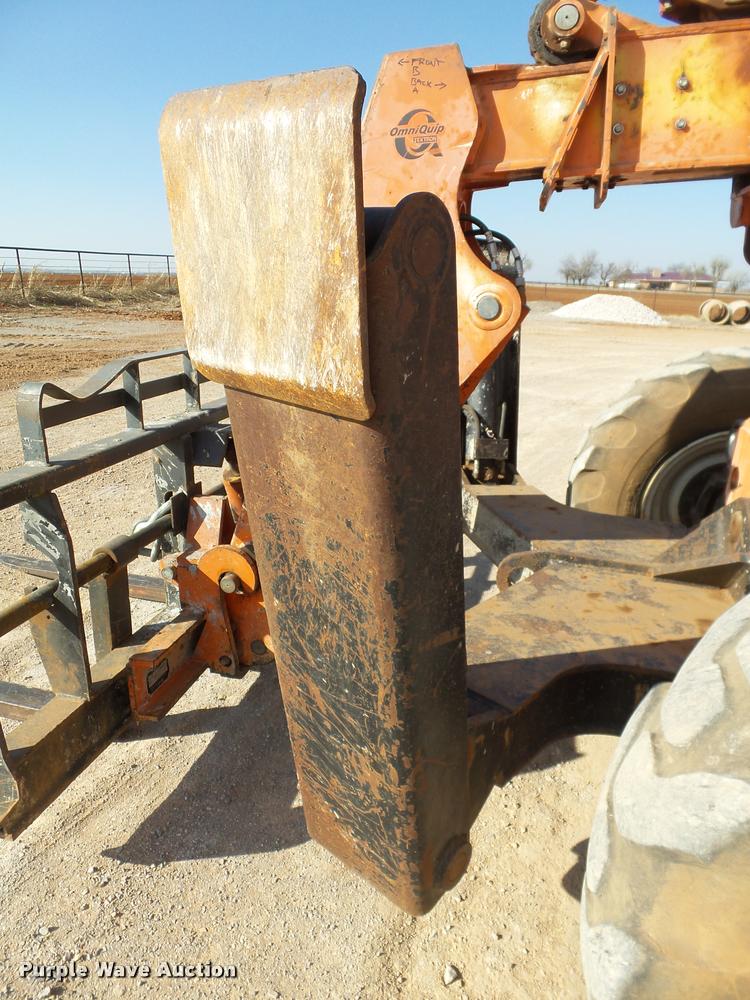 image for item DB0129 2002 SkyTrak 10054 telehandler
