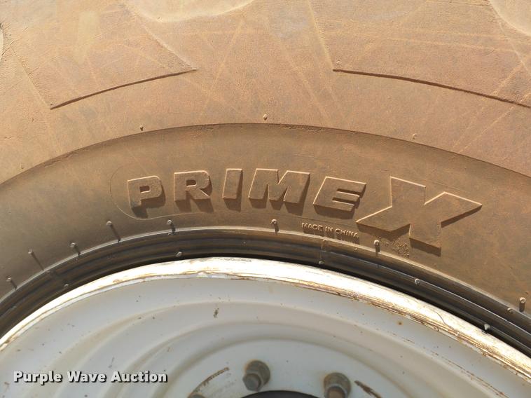 image for item DB0129 2002 SkyTrak 10054 telehandler