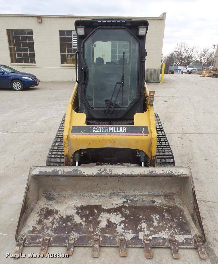 image for item DB0515 2006 Caterpillar 247B skid steer