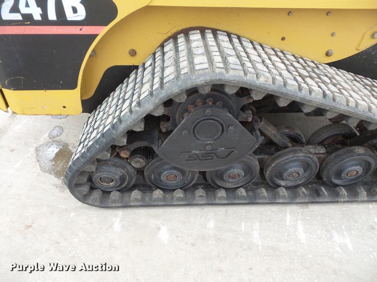 image for item DB0515 2006 Caterpillar 247B skid steer