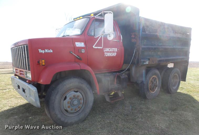 image for item DB0647 1986 GMC TopKick 7000 dump truck