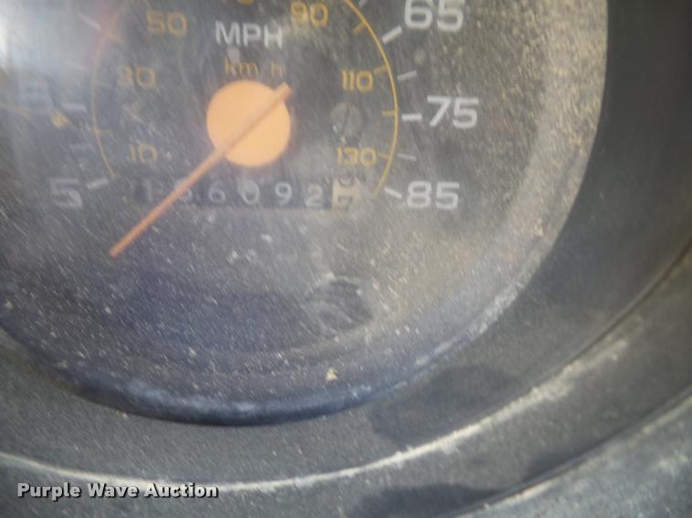 image for item DB0647 1986 GMC TopKick 7000 dump truck