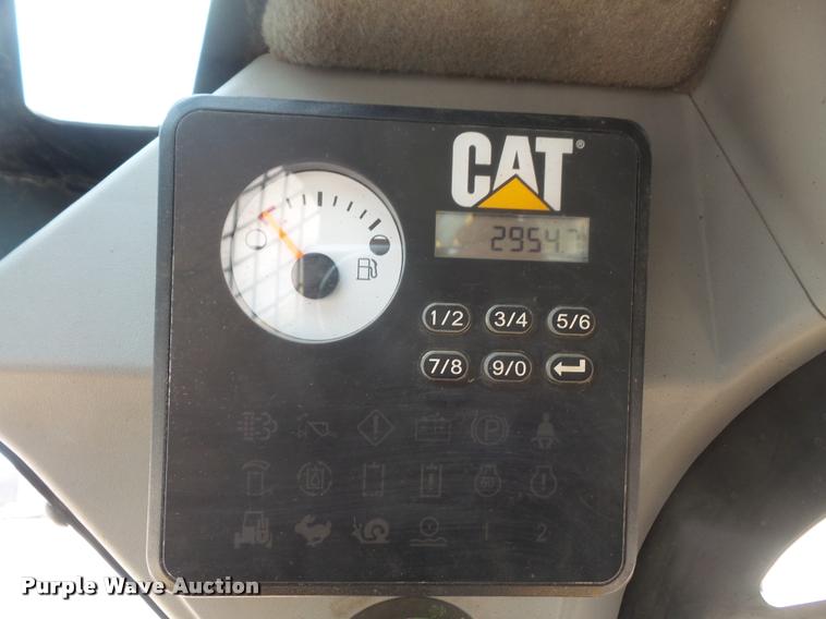 image for item DB0654 2014 Caterpillar 272D skid steer