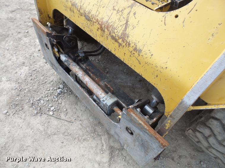 image for item DB0654 2014 Caterpillar 272D skid steer