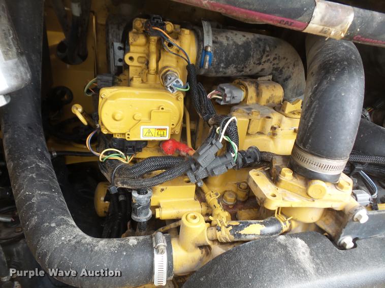 image for item DB0654 2014 Caterpillar 272D skid steer