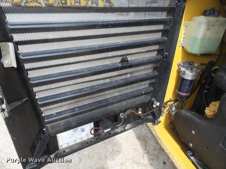 image for item DB0654 2014 Caterpillar 272D skid steer