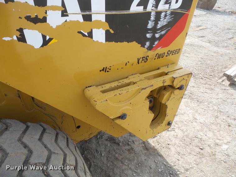 image for item DB0654 2014 Caterpillar 272D skid steer
