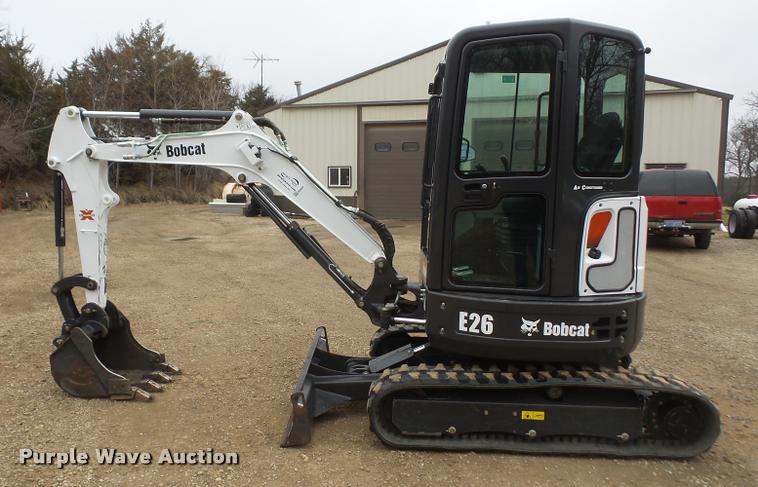 image for item DB0659 2013 Bobcat E26 compact excavator