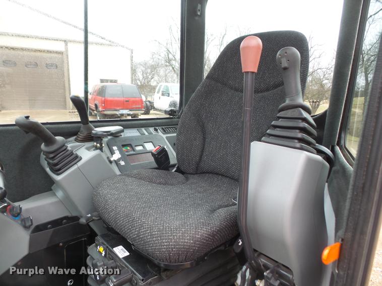 image for item DB0659 2013 Bobcat E26 compact excavator