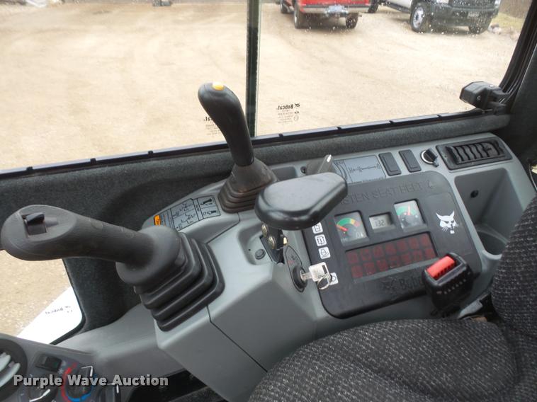 image for item DB0659 2013 Bobcat E26 compact excavator