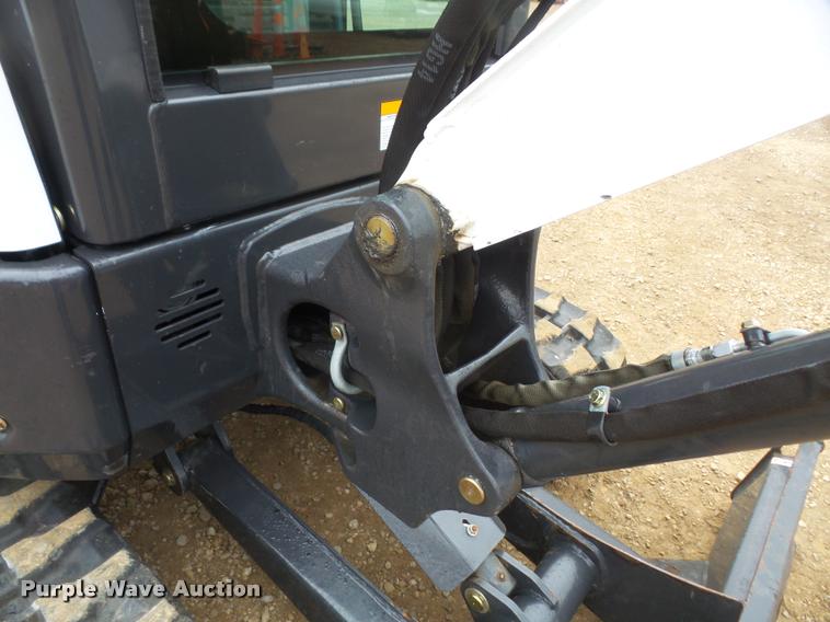 image for item DB0659 2013 Bobcat E26 compact excavator