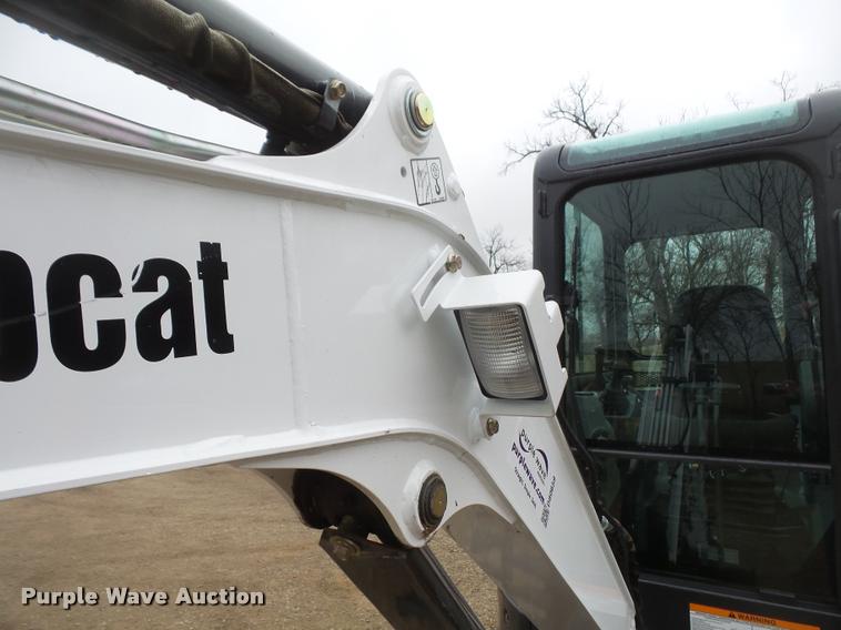 image for item DB0659 2013 Bobcat E26 compact excavator